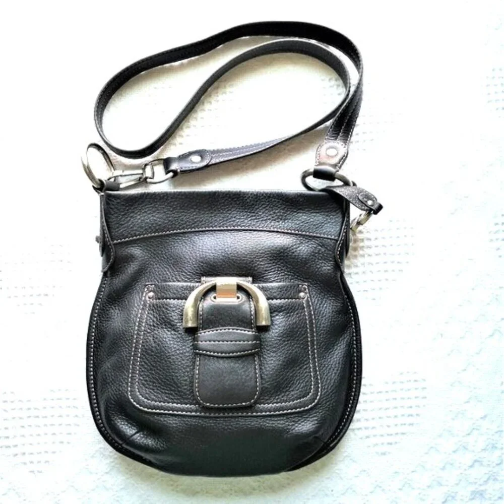 B. Makowsky‎ Giamma Black Pebbled Leather Crossbody